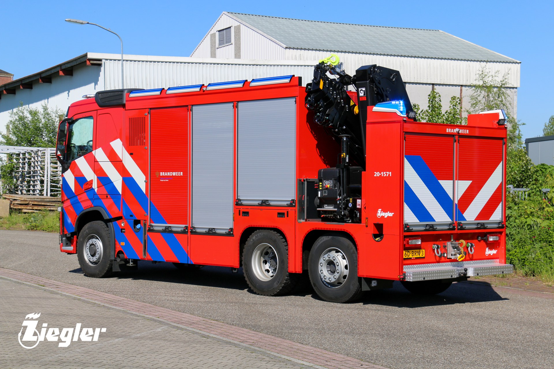 Nieuw Hulpverleningsvoertuig Voor Brandweer Bergen Op Zoom — Ziegler ...